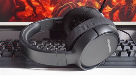 Steelseries Arctis 1 review | Rock Paper Shotgun