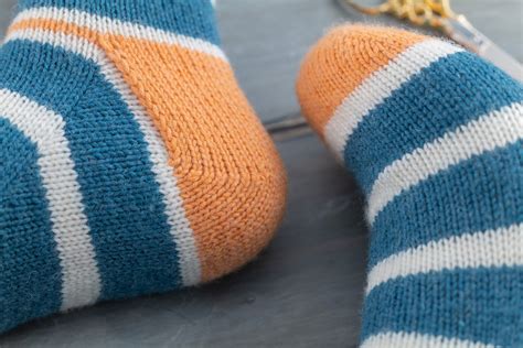 The Perfect Toe-up Sock Knitting Pattern - Etsy