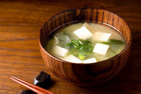 Traditional Japanese Miso Shi-ru with Vegetables | Lorna Vanderhaeghe