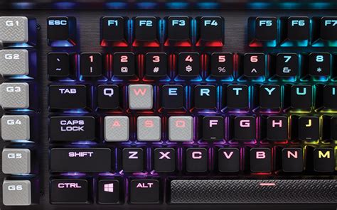 Review: Corsair Gaming K95 RGB Platinum - Peripherals - HEXUS.net