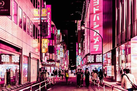 Neon Lights in Tokyo by Xavier Portela - ShockBlast