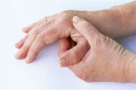 Home Remedies to Treat Hand Cramps and Common Causes