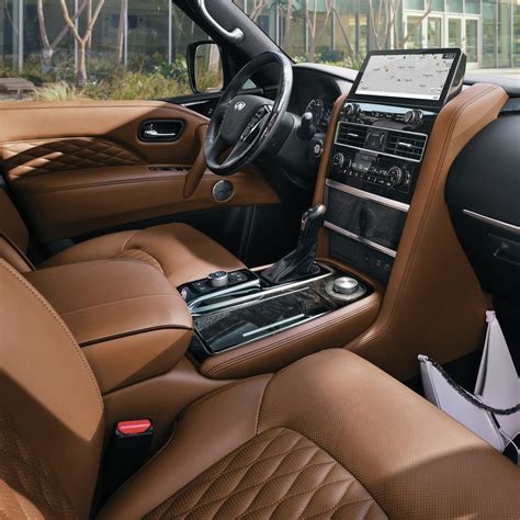 2023 INFINITI QX80 Interior Cargo Space & Colors | INFINITI