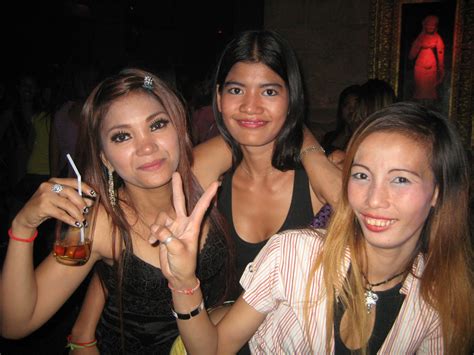 An Adult's Nightlife Travel Guide to Phnom Penh, Cambodia | PINOY BOY ...