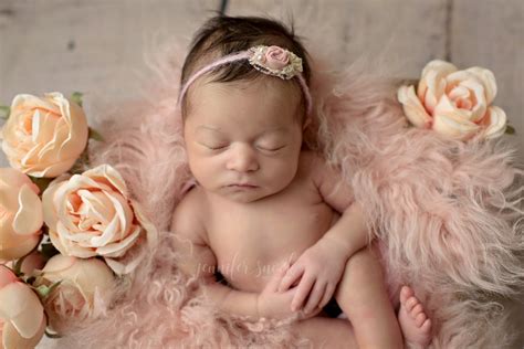 Newborn Portrait Session | Newnan GA Photographer Jennifer Snook