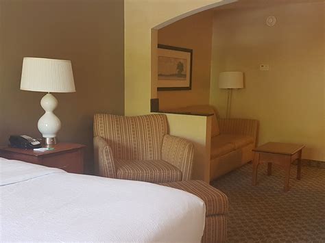 HOLIDAY INN CARBONDALE-CONFERENCE CENTER, AN IHG HOTEL $112 ($̶1̶3̶2̶) - Prices & Reviews - IL