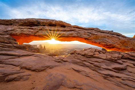 Morning at Mesa Arch - Jeremiah Barber Photography