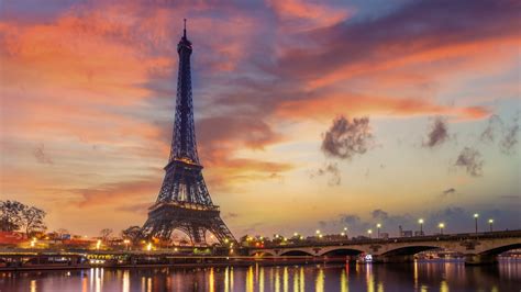 Paris City of Lights Tour SANDEMANs NEW Europe - DaftSex HD
