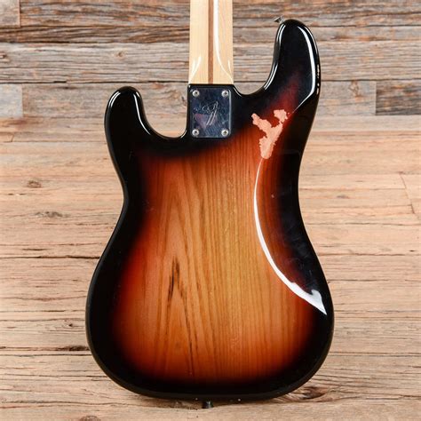 Fender Precision Bass Sunburst 1979 – Chicago Music Exchange