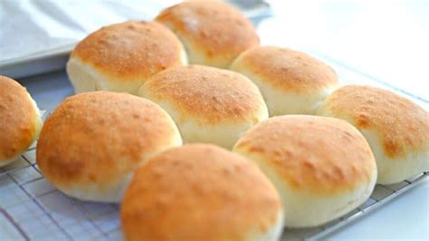 Easy Scottish Morning Rolls Recipe | MerryBoosters