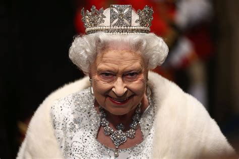 Queen Elizabeth II [Queen of England] Isn’t as Rich as You Think – Bloomberg – How Africa News