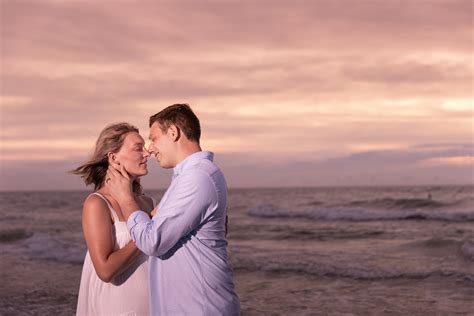 Engagement Photographers | Angela Clifton Photography | Tampa Bay, FL