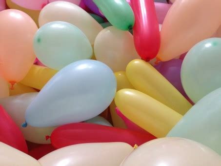 Bildet : spille, ballong, leketøy, sirkel, barn, farger, ball, fiesta, kids party, farge ...