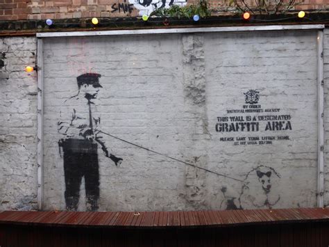 Where To See Banksy Street Art In London | Banksy, Londen