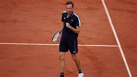 Medvedev coach states French Open aims — RT Sport News