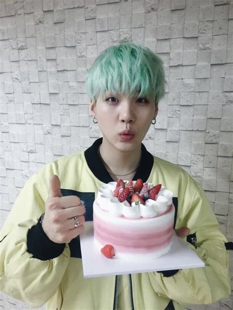 Suga | Min Yoongi | BTS | Bangtan | Birthday | Bts suga, Yoongi, Bts yoongi