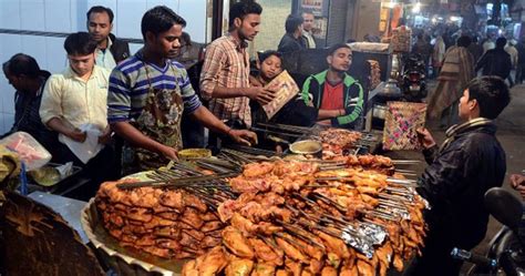 Delhi Restaurants & Shops To Mention If They Serve Halal Or Jhatka Meat ...