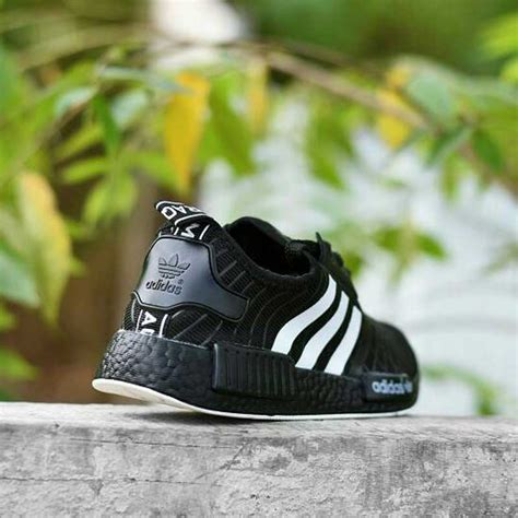 Sepatu Anak Adidas NMD Hitam Putih [SPA001] | Omsepatu.com