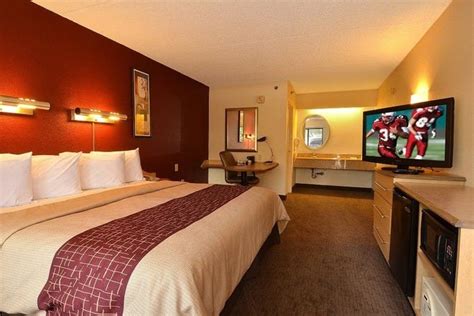 Red Roof Inn Seattle Airport - SEATAC is one of the best places to stay ...