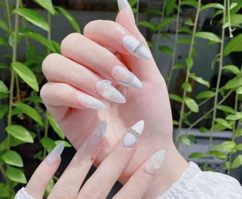 99+ Mẫu Nail Cô Dâu đẹp Lộng Lẫy, Kiêu Sa Cho Ngày Cưới - Viện Thẩm Mỹ DIVA