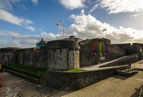 Athlone Castle in Ireland (OC) more info in comments : r/castles