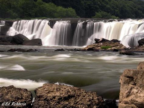 Middle falls at Sandstone Falls - West Virginia Explorer