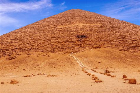 Red Pyramid of Sneferu Facts - Inside Red Pyramid of Dahsur | Egypt Tours Portal (US)