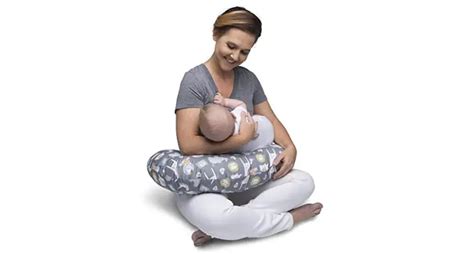 Boppy Nursing Pillow Review: A Comfortable Multi-Use PIllow