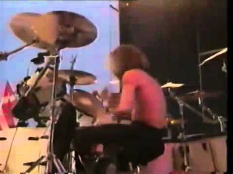 Metallica - Live In Moscow 1991 [Full Concert]. - YouTube