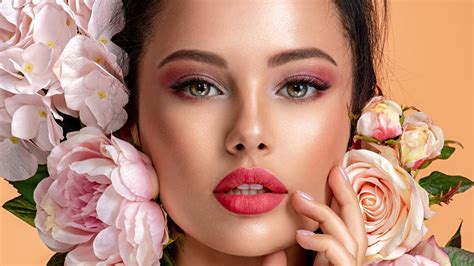 12 Spring Beauty Trends Everyone Should Try In 2022