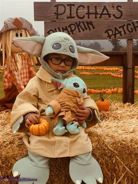 Baby Yoda Costume