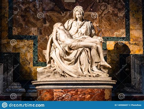 La Pieta Renaissance Sculpture by Michelangelo Buonarroti, Inside St ...