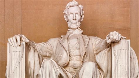 Lincoln Memorial vandalized by student from Kyrgyz Republic, police say | Fox News