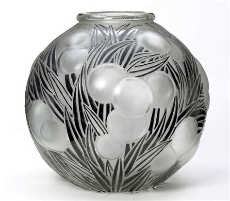 V&A · Art Deco: René Jules Lalique