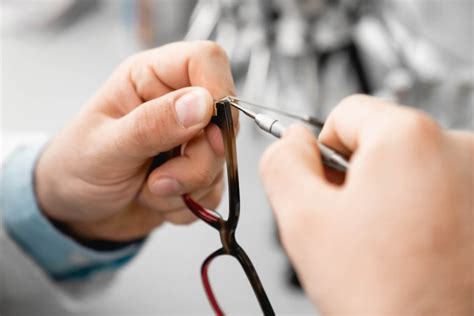 Check the Eyeglass Repair Services of Eyeglass Repair in Chicago IL