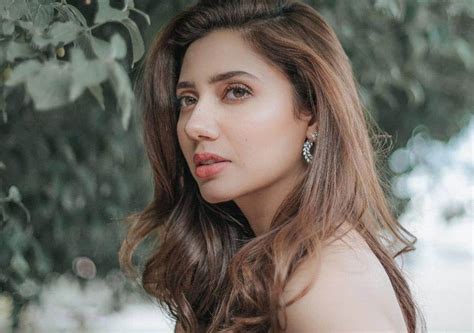 Pakistani actress Mahira Khan is expecting her first child with husband ...