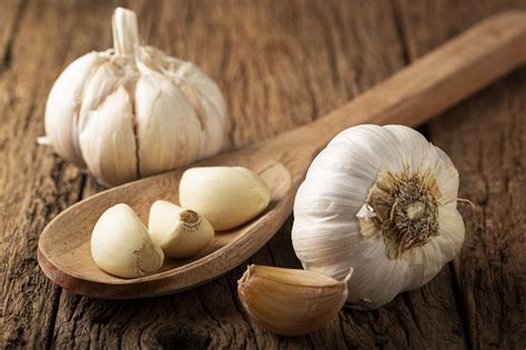 Substitute Garlic Powder for Garlic Cloves