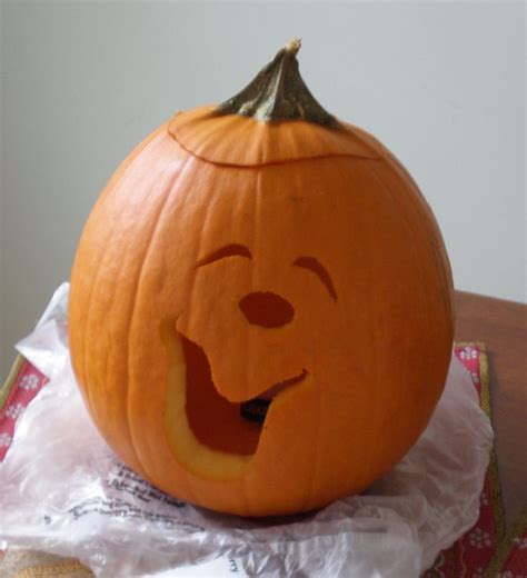 Welcome to Oneluckybug.com! Fun - Pumpkin Carvings | Cute pumpkin carving, Amazing pumpkin ...