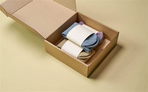 8 Best Clothing Packaging Ideas to Stand Out | ECB