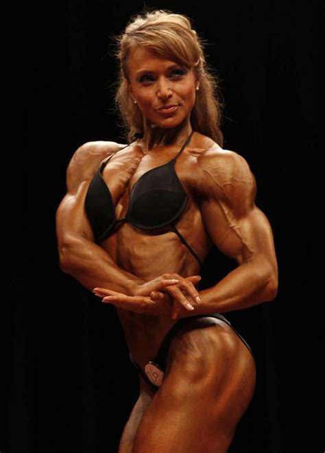 Big female bodybuilder by edinaus on DeviantArt