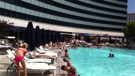 VIEW FROM THE POOL AT THE VDARA LAS VEGAS IN SEPTEMBER - YouTube