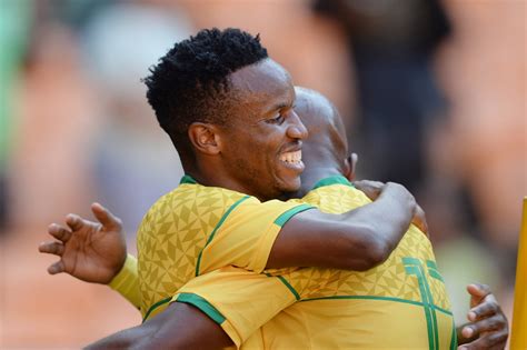 Zwane leads Bafana to big victory | Kickoff