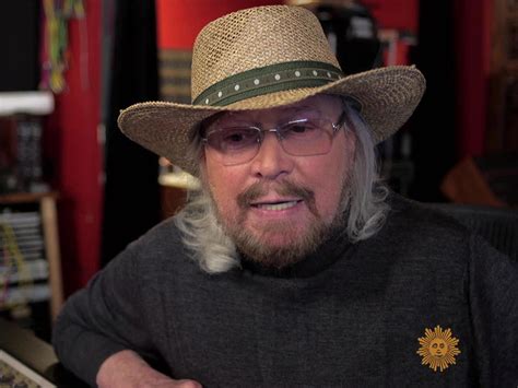 Barry Gibb returns to the Bee Gees' music via Nashville - CBS News