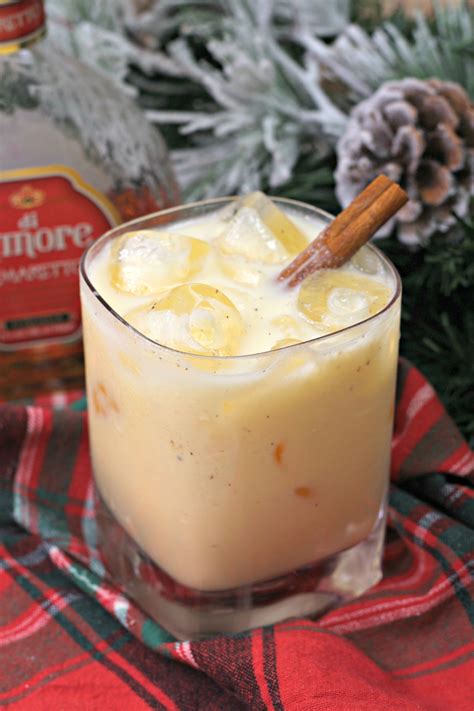 Eggnog Amaretto Cocktail - My Incredible Recipes