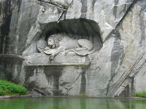 Unravelling the Tragic Story Behind the Impressive Lion Monument of Lucerne | Ancient Origins