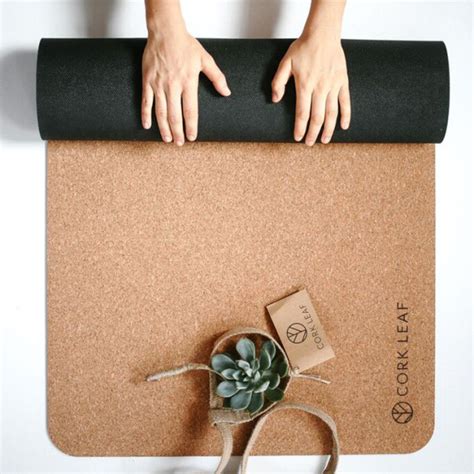 Cork yoga mat | hardtofind.