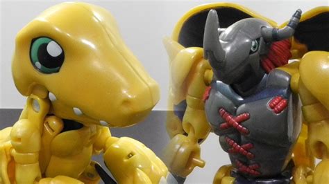 Digimonデジモンtoy-Warp Digivolving Agumonアグモン to WarGreymonウォーグレイモン-figure review[720p] - YouTube