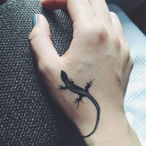 21+ Small Lizard Tattoo Designs For Men and Women | PetPress | Lizard ...