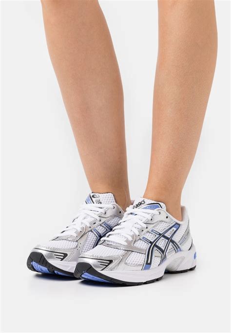 ASICS SportStyle GEL-1130 - Sneakers laag - white/periwinkle blue/wit - Zalando.be