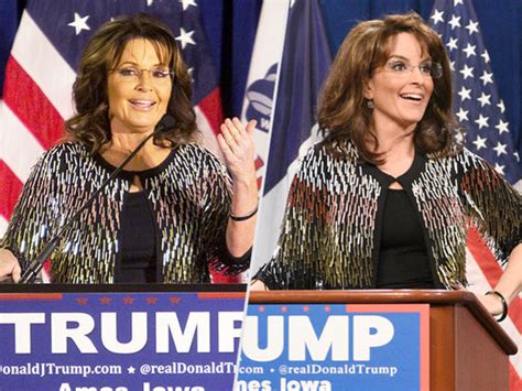 Tina Fey as Sarah Palin on SNL January 2016 | POPSUGAR Celebrity